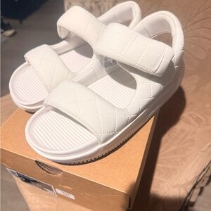 Nike  White Quilted Sandals